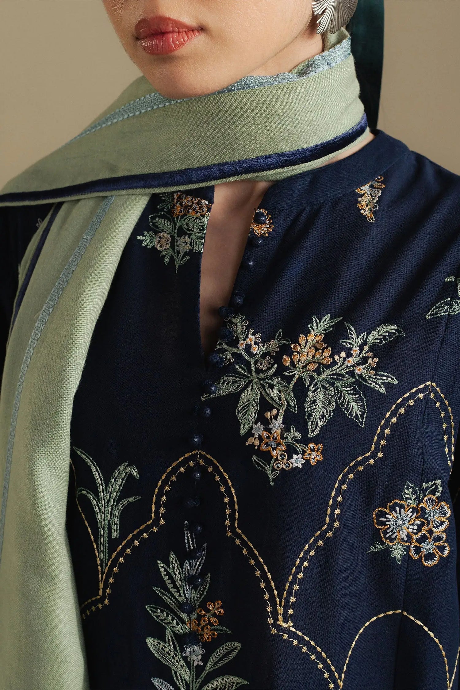 Luxury Dhanak 3Pc Emb Suit Navy