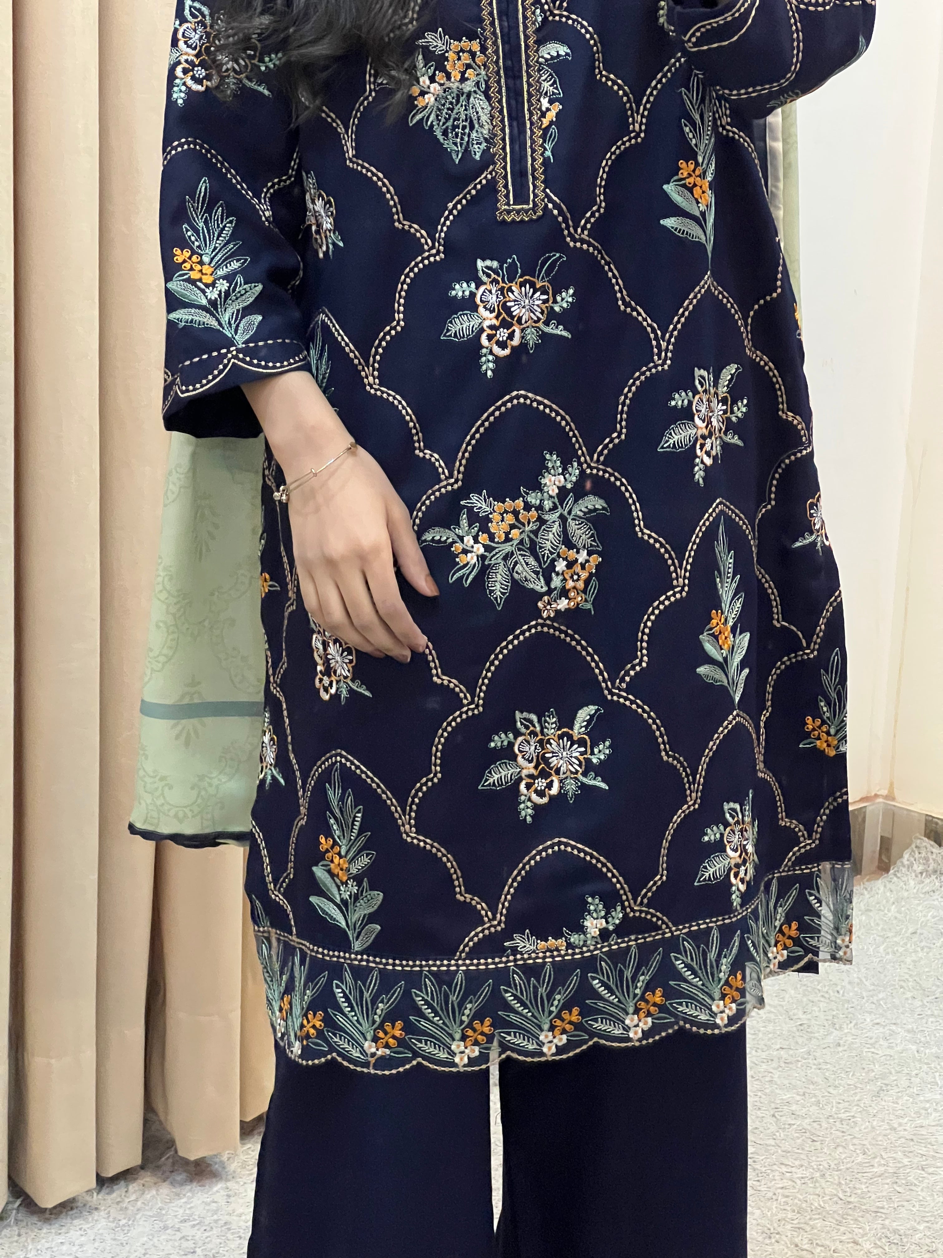 Luxury Dhanak 3Pc Emb Suit Navy