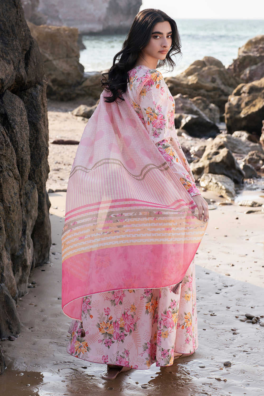 KHADDAR DIGITAL PRINT 3PC WIDER WITH PATCHES