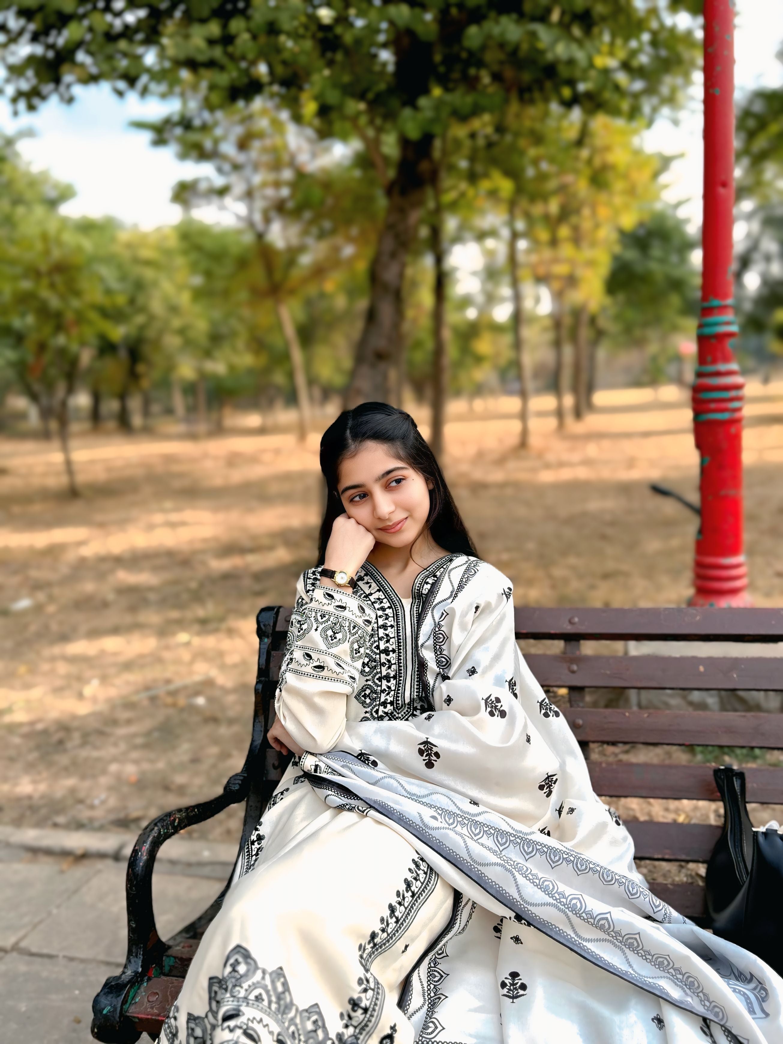 Embroidered 3pc Dhanak Dress With Premium digital printed Shawl. Black