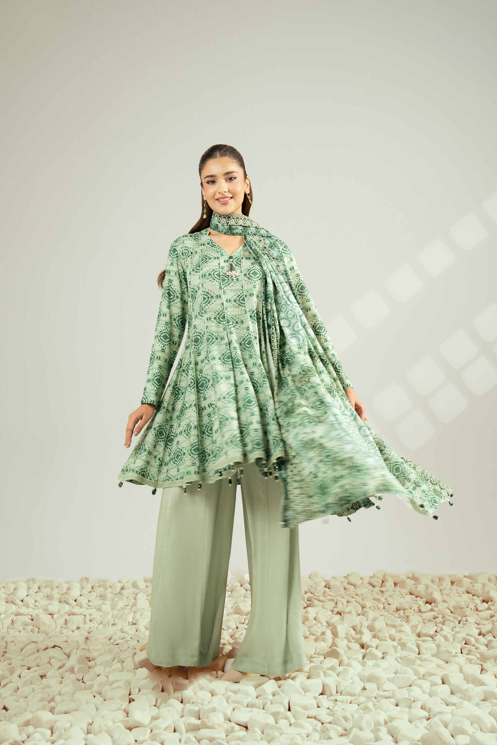 Nishat lawn 3Pc Green